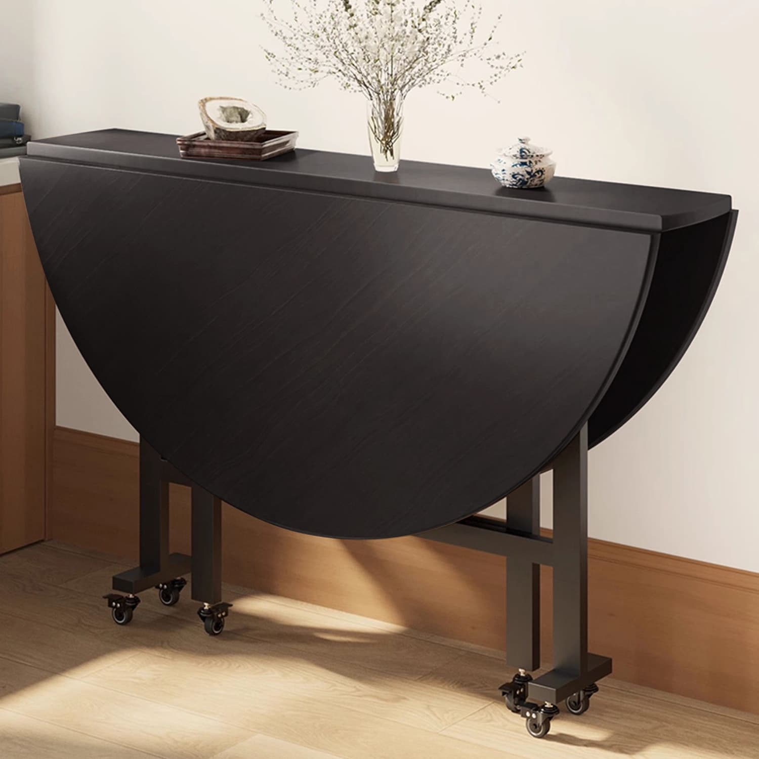 Contemporary Circular-shaped Dining Table with Timber Top in Brown, Extendable Feature