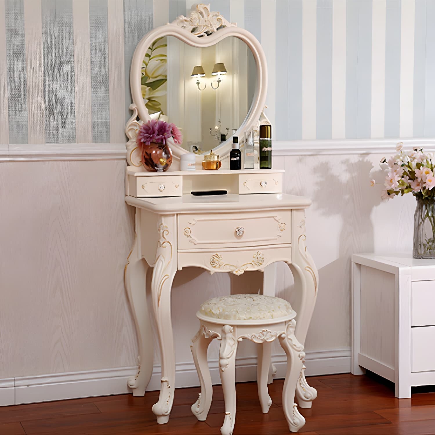 Victorian Bedroom With Drawer Mirror Solid Wood Makeup Vanity Set - image 13