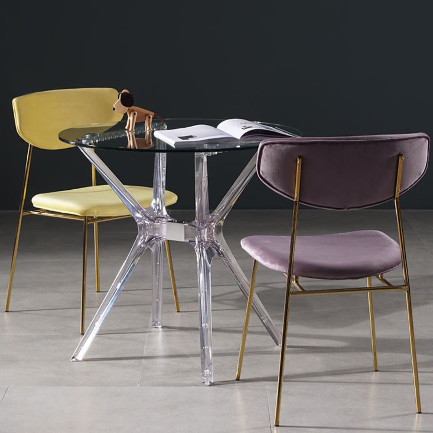 31.5" Modern Style Dining Table Round Glass Pedestal Dining Table for Home Use - image 11