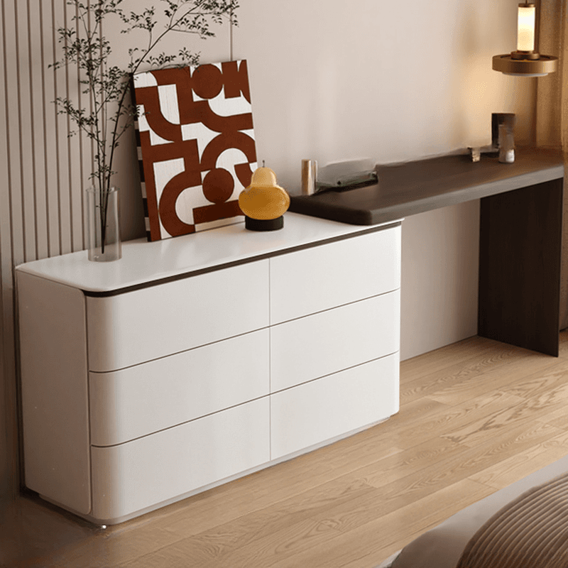 Sleeping Room Makeup Vanity with Scalable Telescopic and Push-Pull Features