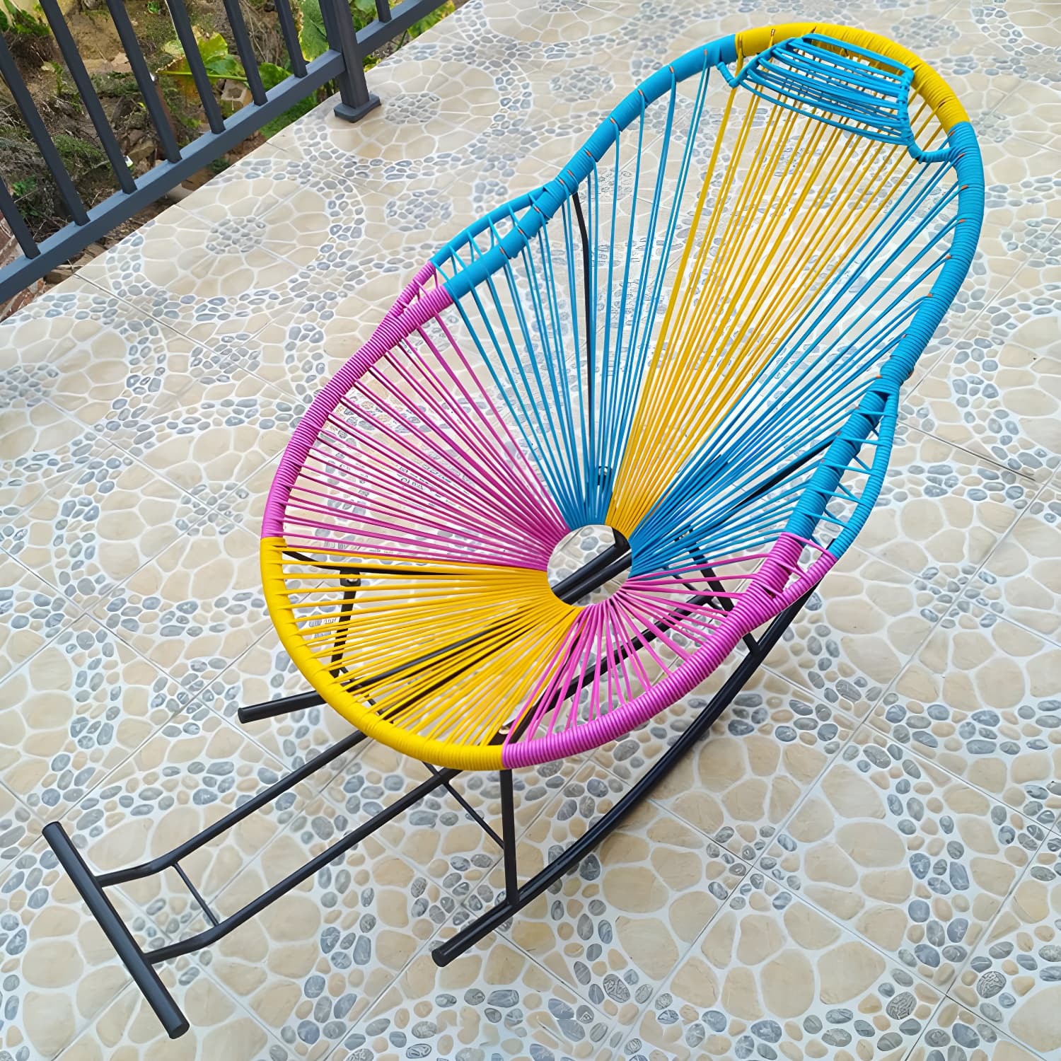 Modern Minimalist Rocker Chair Metal Frame Spindle Rocker Chair for Home - image 16