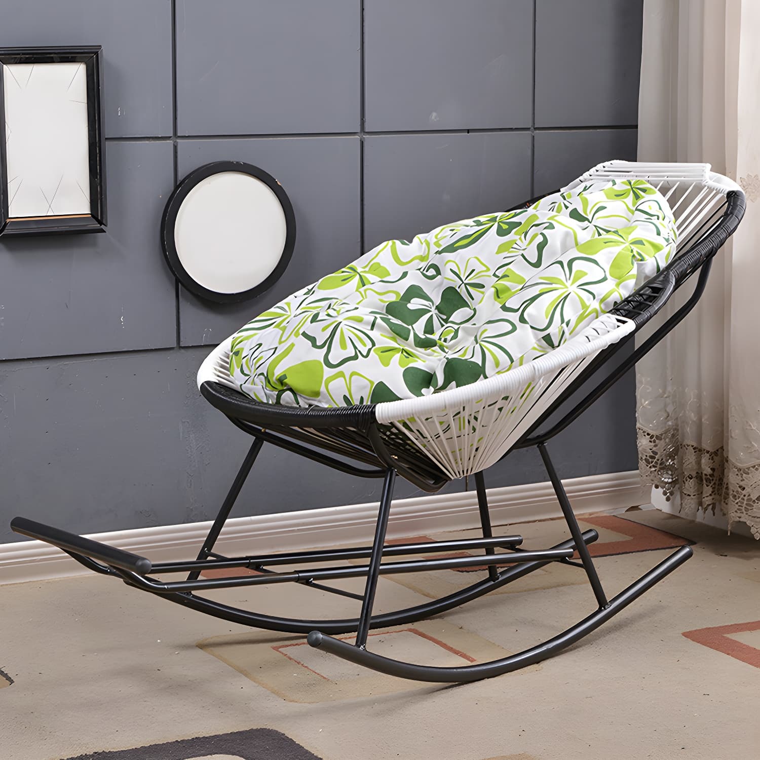 Modern Minimalist Rocker Chair Metal Frame Spindle Rocker Chair for Home