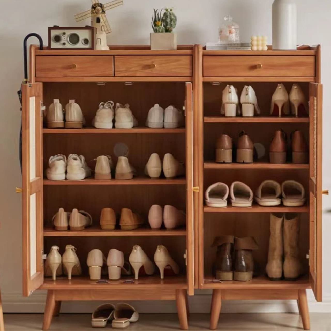 Mid-Century Modern Rectangle Storage Cabinet Natural Finish Accent Cabinet - image 9
