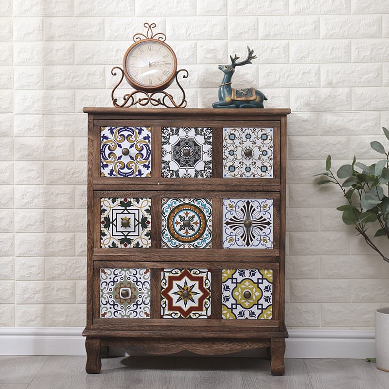 Shaker Style Independent Accent Chest with Weathered Wood