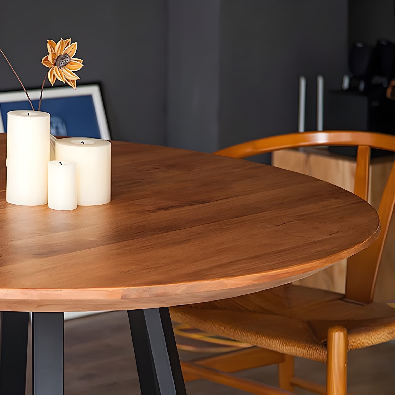 Simple Style Dining Table Solid Wood Round Dinette Table for Home Kitchen - image 4