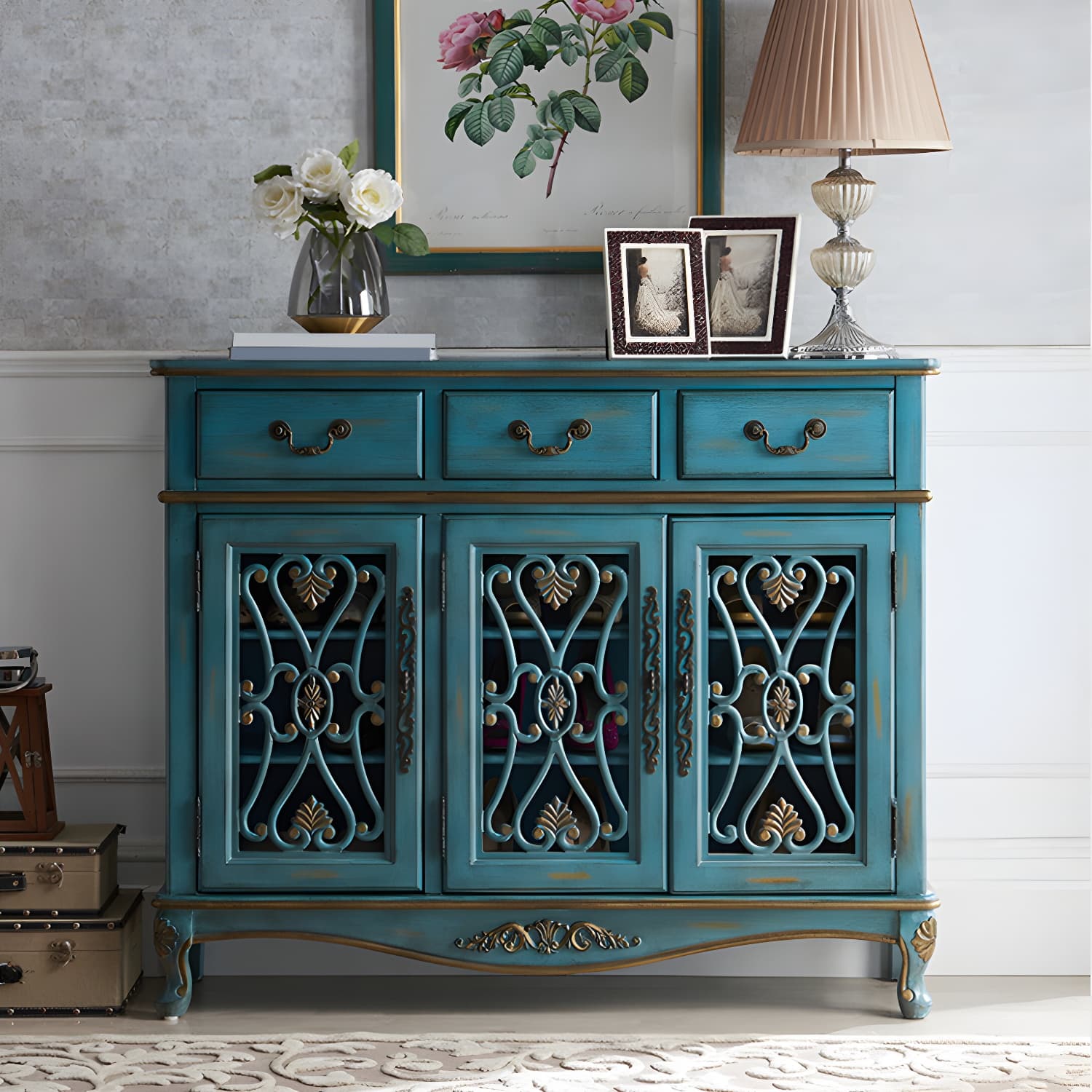Industrial Cabriole Legs Storage Cabinet Solid Wood Storage Cabinet