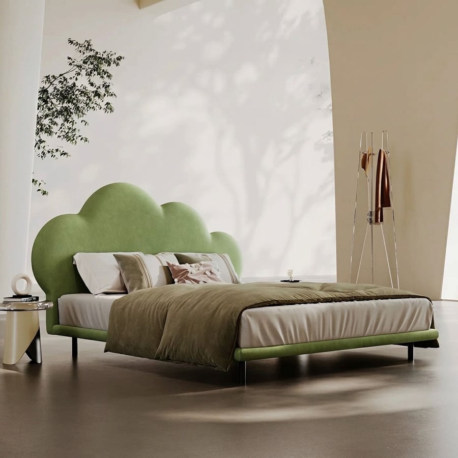 Cloud-Shaped Milk Fleece Bed