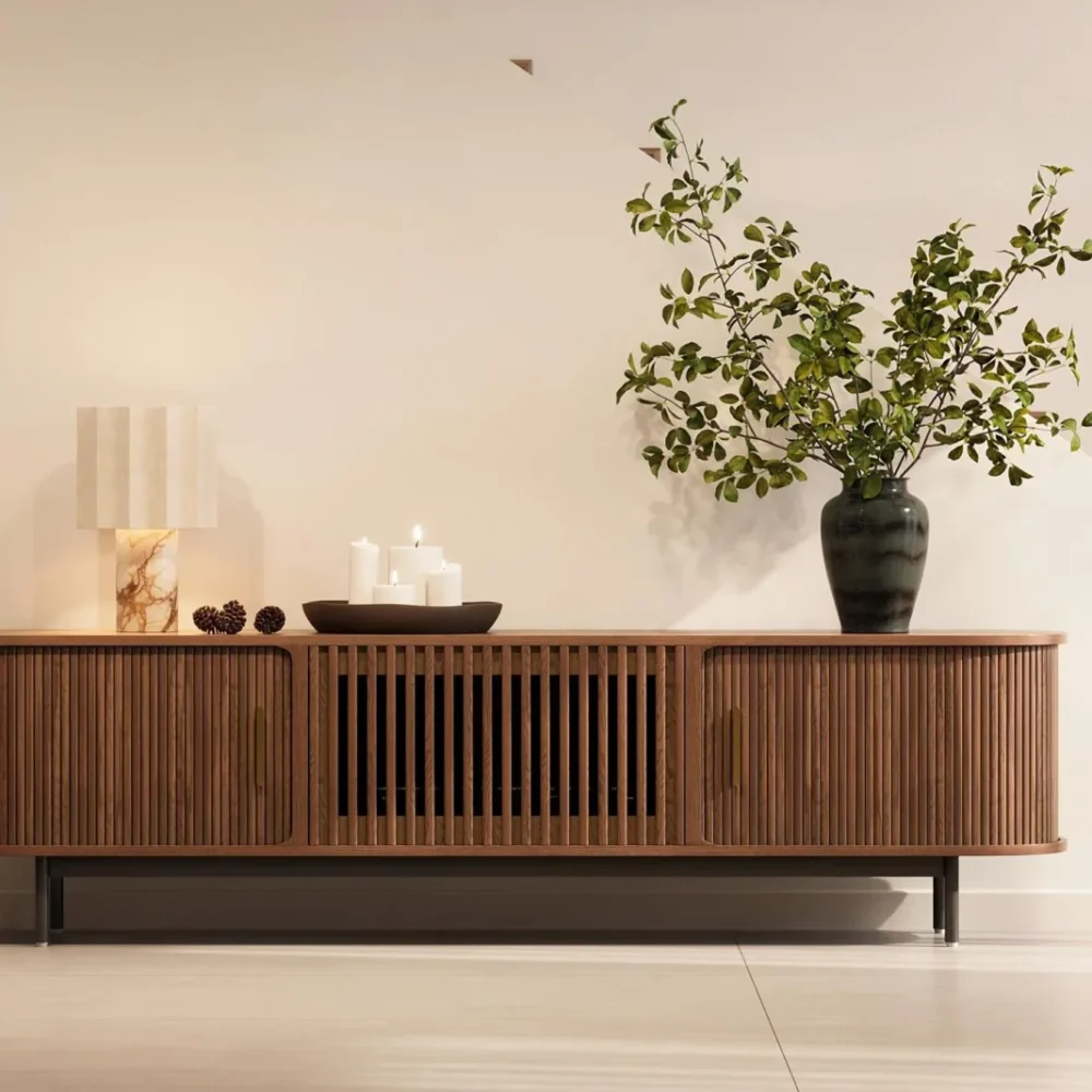 Eos 70.87英寸中古风卷帘门电视柜，胡桃木色柜体搭配金属支腿，展示现代客厅储物解决方案