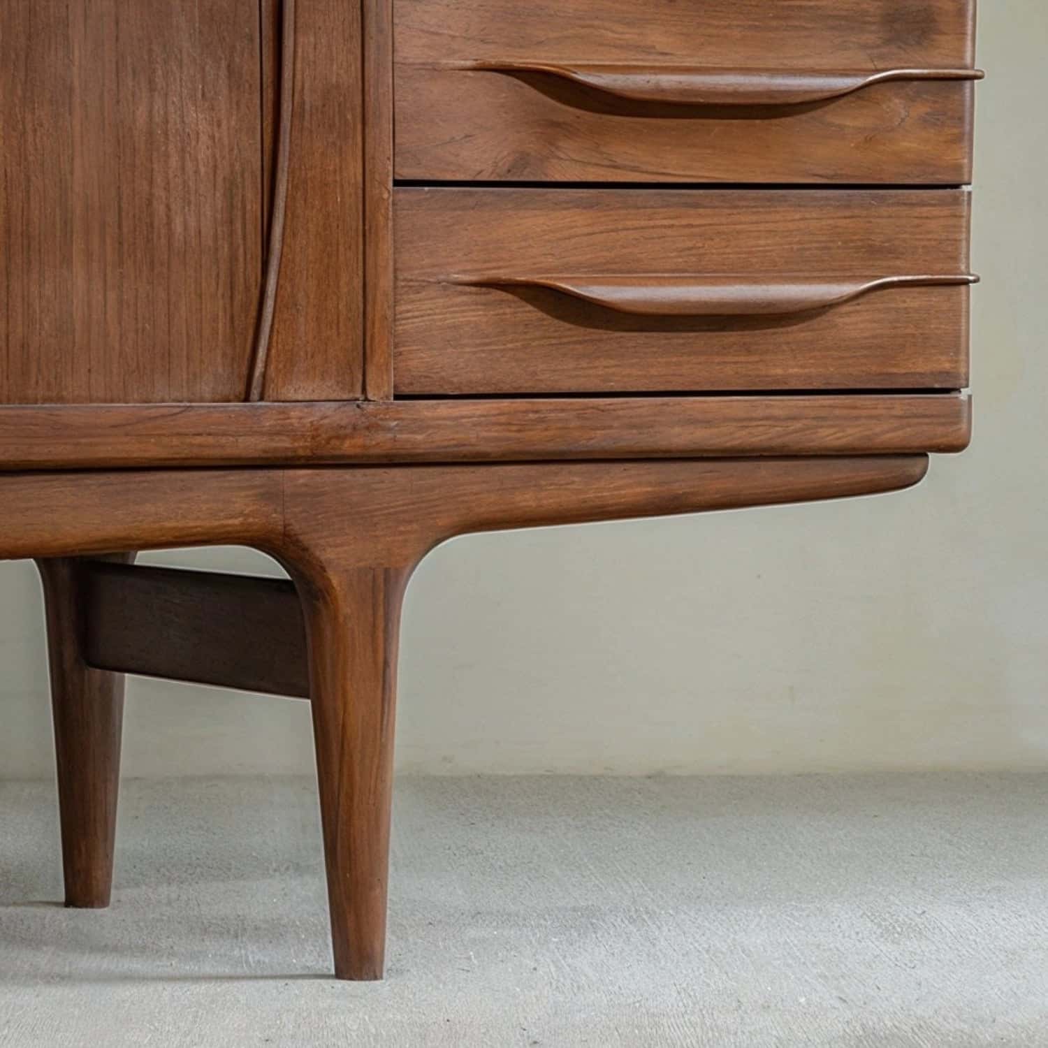close_up_tapered_leg_teak_sideboard_buffet.jpg Close-up of