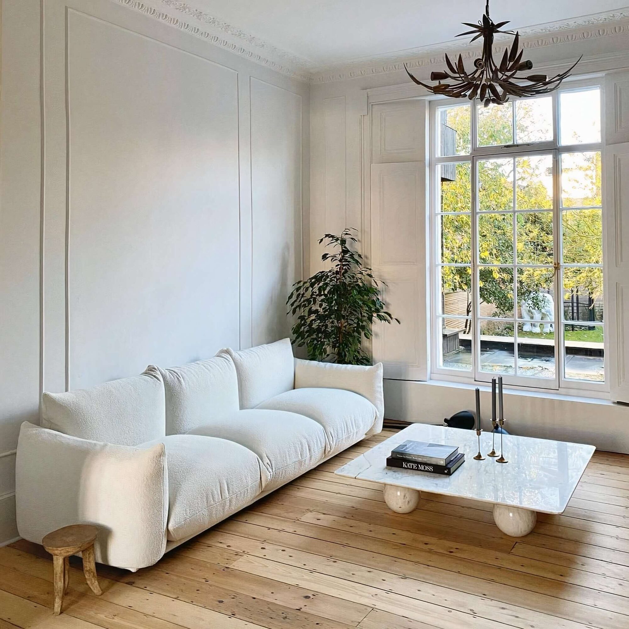 253892975_1260536334372710_3883131052125397437_n_auto_x2_toned_light_ai.jpg Jayleen