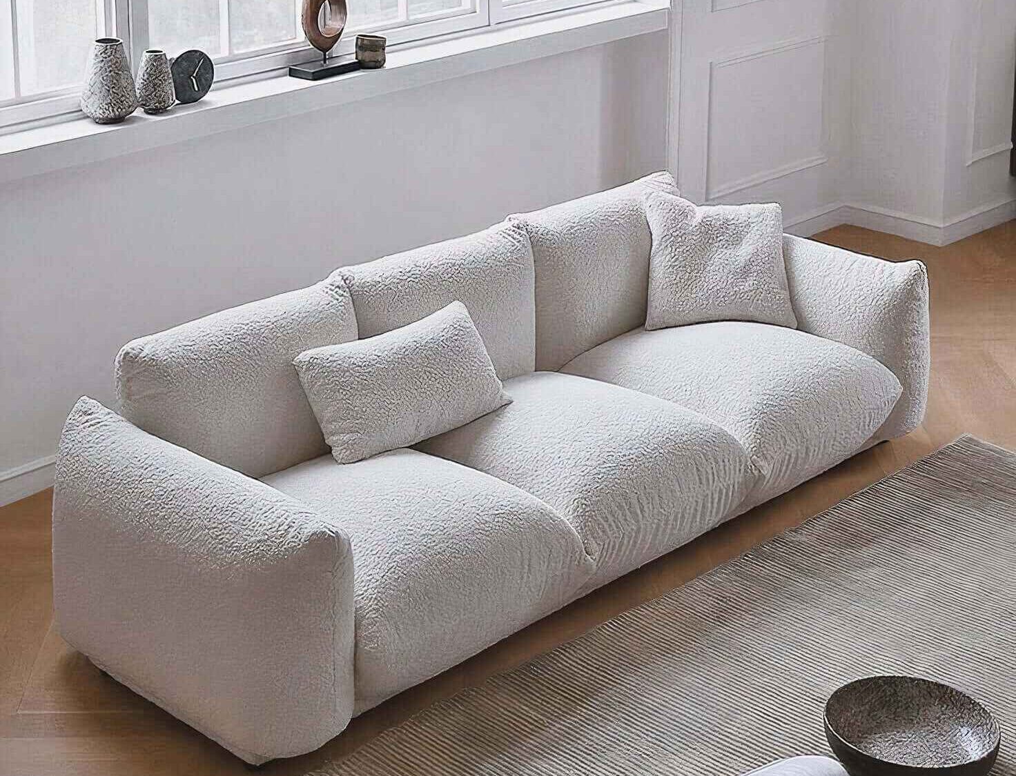 411230224_17881511246989548_1784530886338249247_n_auto_x2_toned_light_ai_eef5695b-9999-436c-b513-a111a846c99e.jpg Jayleen sofa with soft