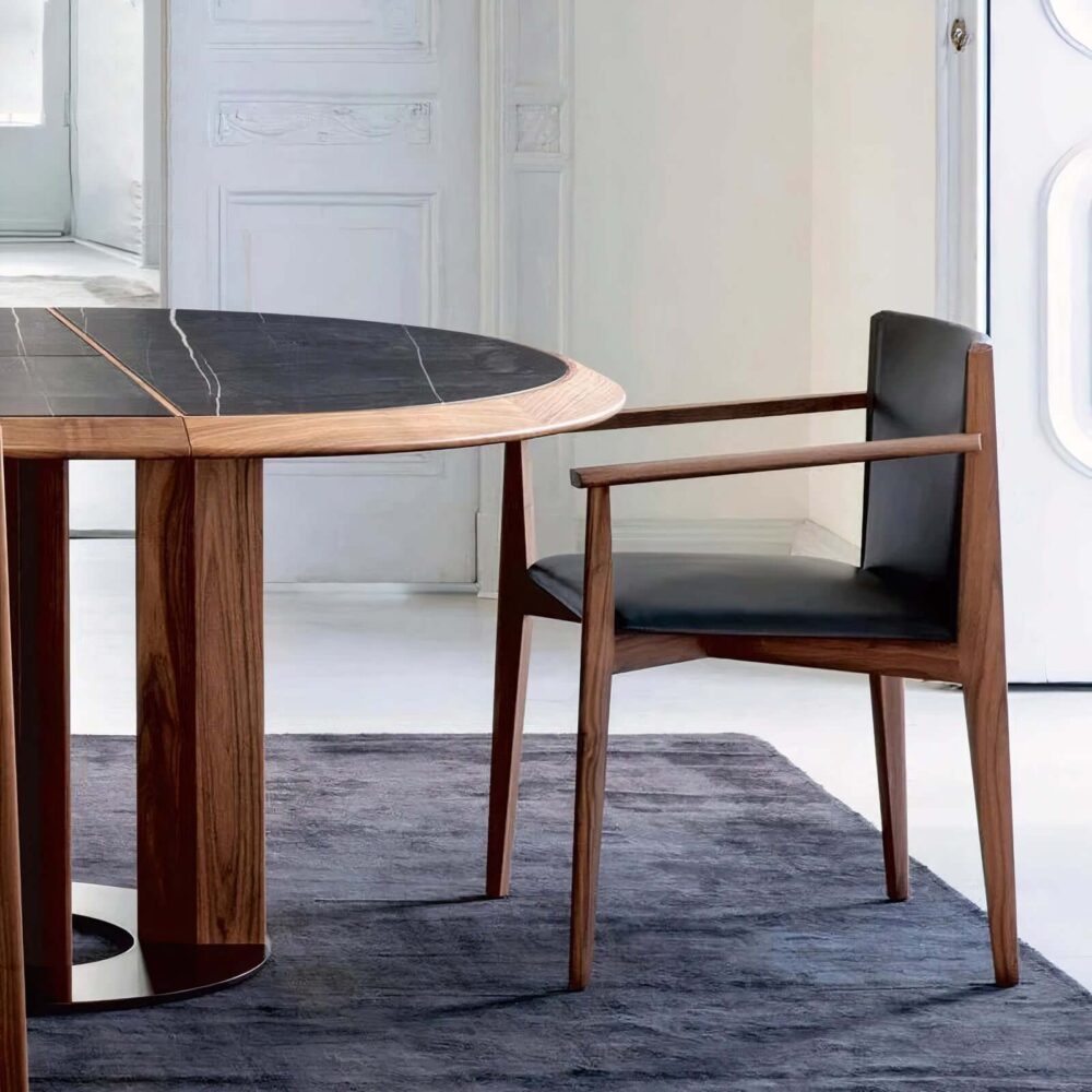 H008f8ca9c3144b7781f18ea838cc131a8_LE_auto_x2_688d6396-cd47-46a4-a54c-cd87aa921439.jpg Sleek ash wood