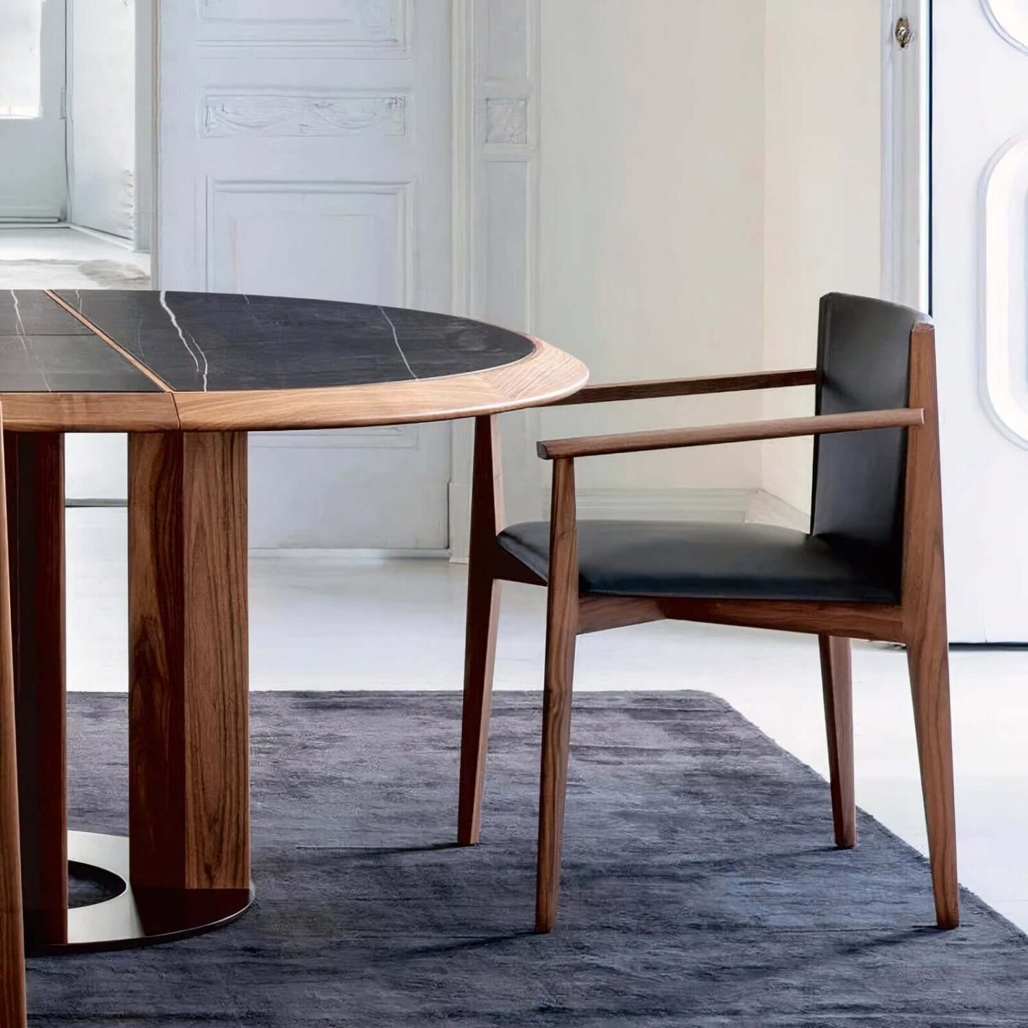 H008f8ca9c3144b7781f18ea838cc131a8_LE_auto_x2_688d6396-cd47-46a4-a54c-cd87aa921439.jpg Sleek ash wood