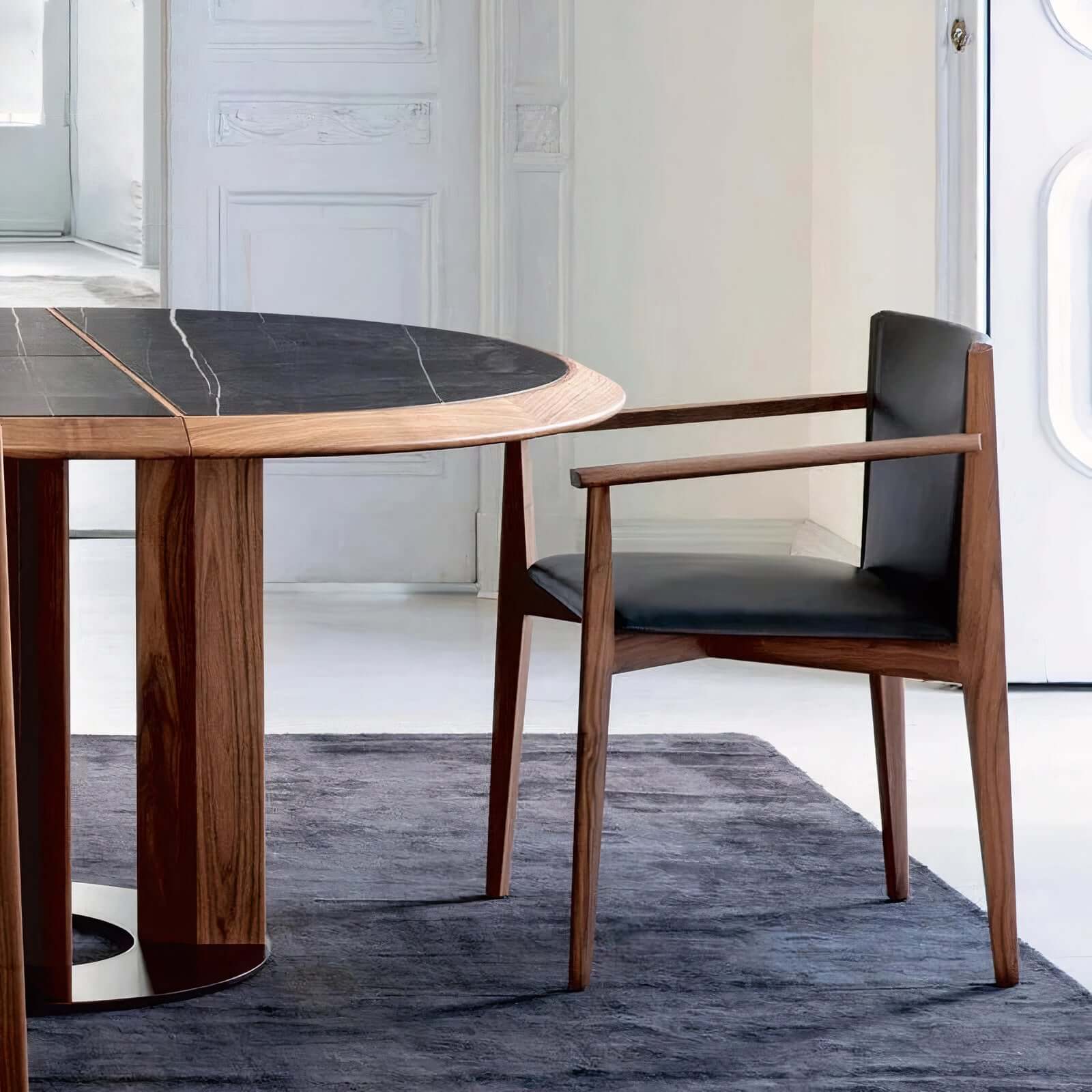 H008f8ca9c3144b7781f18ea838cc131a8_LE_auto_x2_688d6396-cd47-46a4-a54c-cd87aa921439.jpg Sleek ash wood