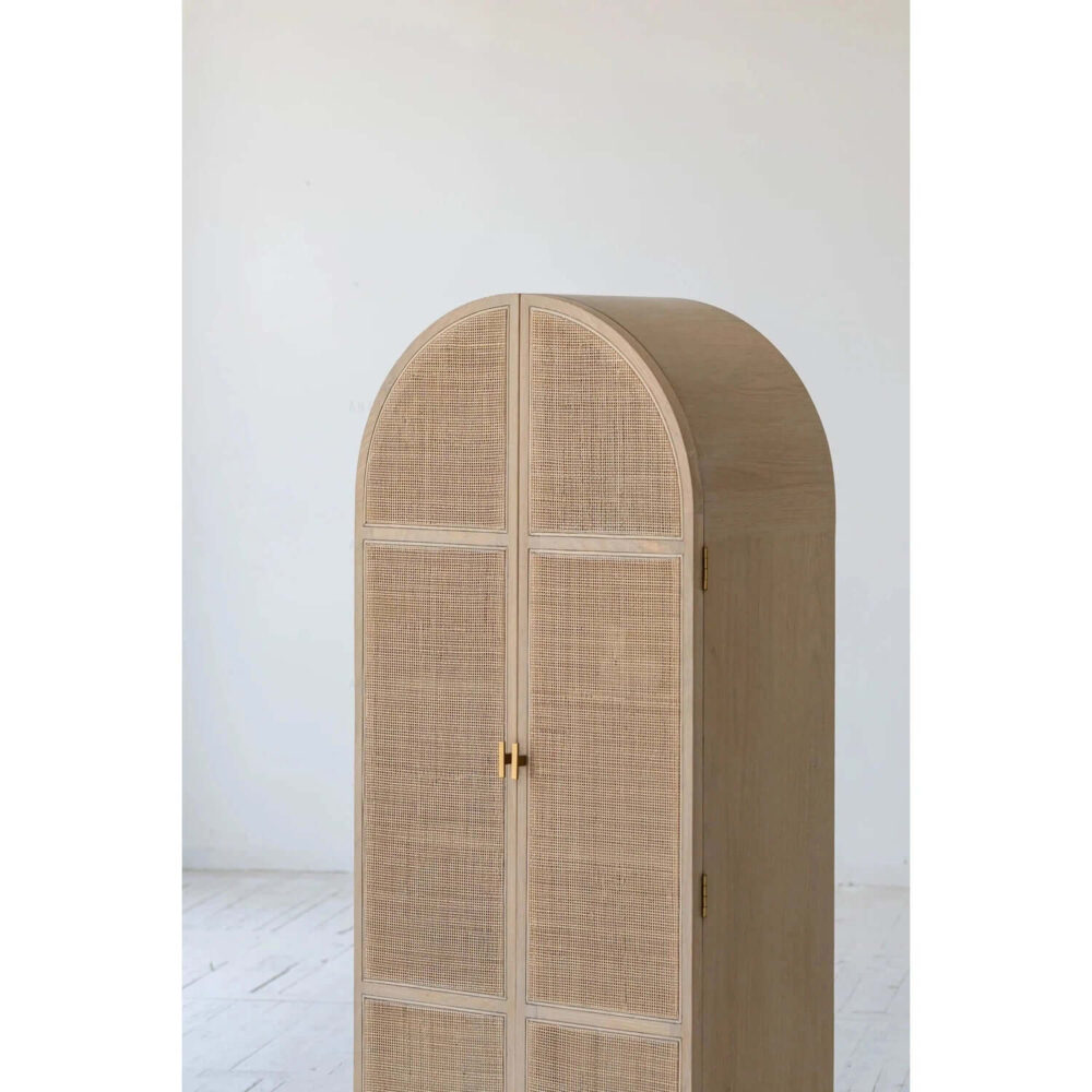 H09c65953637a4d50850946797ff752a3Q.jpg Wood and rattan Kara