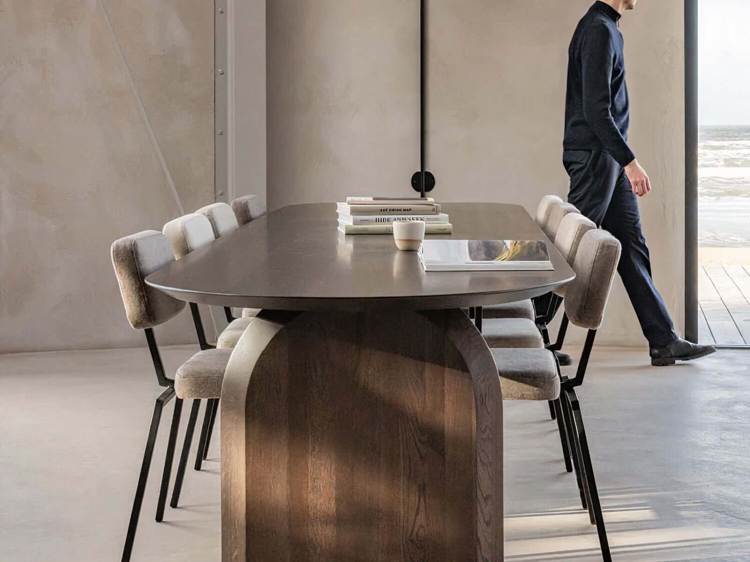 Wasen dining table