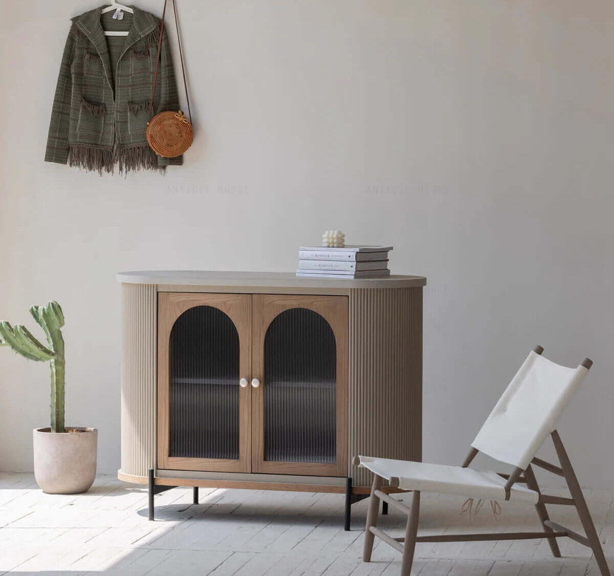 H139920f679bb408db3420f89b984c8b6f.jpg Wooden Luka