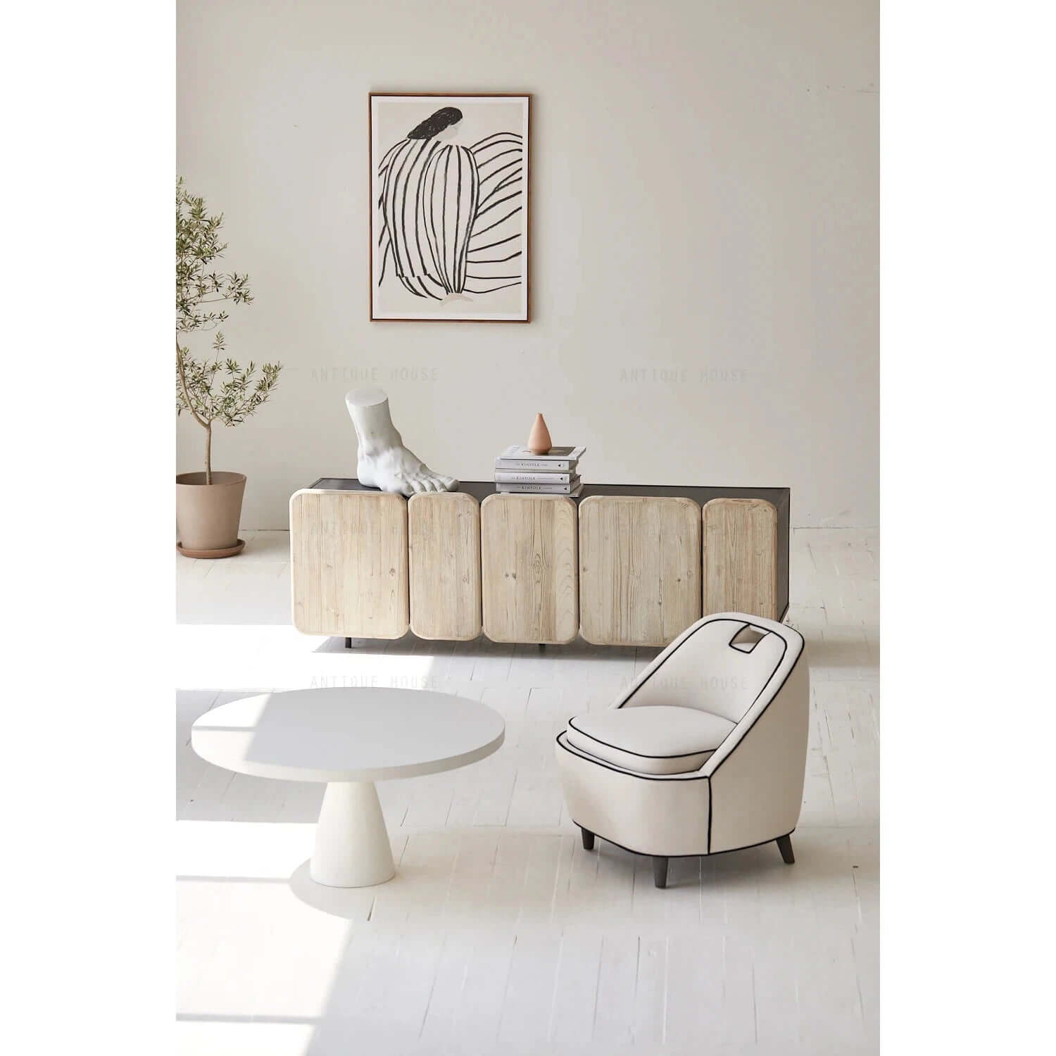 H29ad1bf2e62f44ba8ed7a3fa8d8b5ec24.jpg Bambina Cabinet: