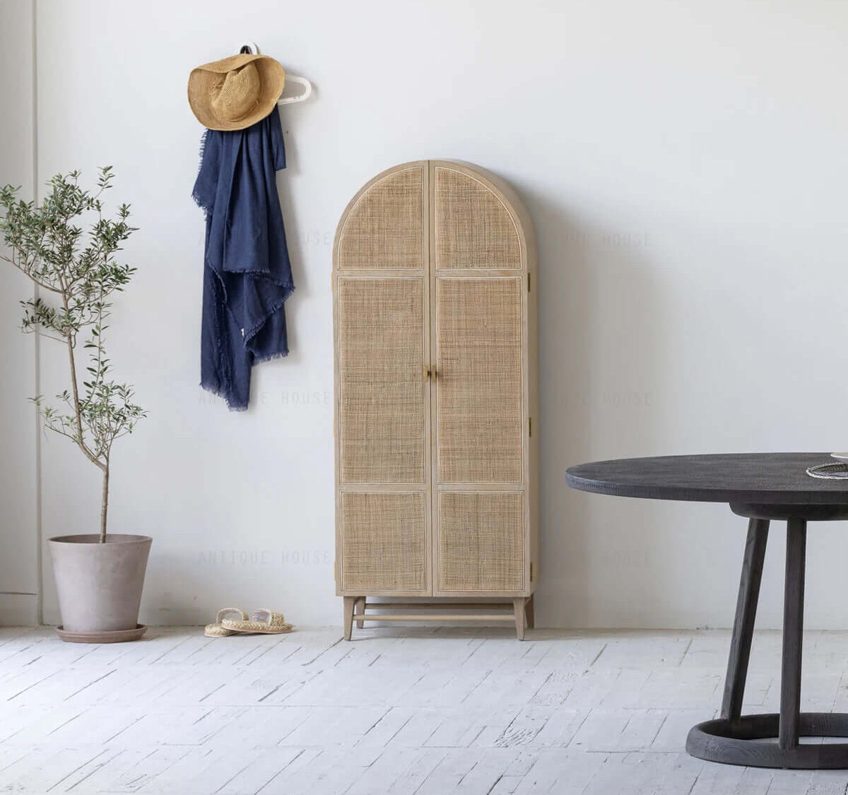 H490463b068764b2b9bfc24f38ed92656F.jpg Wood and rattan