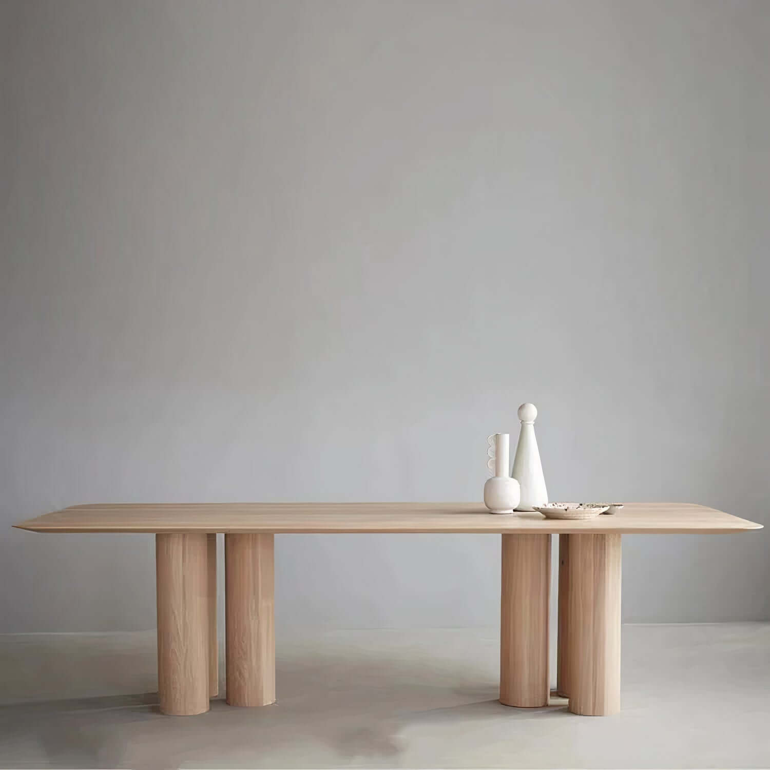 Ha7c95928d9954c73acd4fa3a09f647edc_auto_x2_e533fa4e-85f6-4896-b1bb-b2a882b627eb.jpg Hugo dining table in