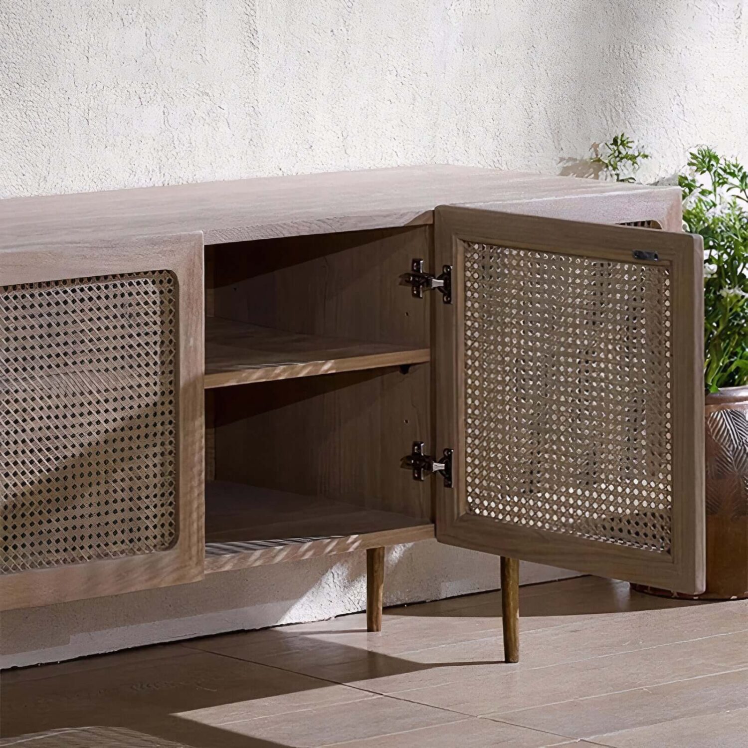 Hae69779f040f4d9d91a264781f506f19k_auto_x2_d8db0f54-1a09-4a63-a0e1-118ac651f66f.jpg Rattan Nia Cabinet with