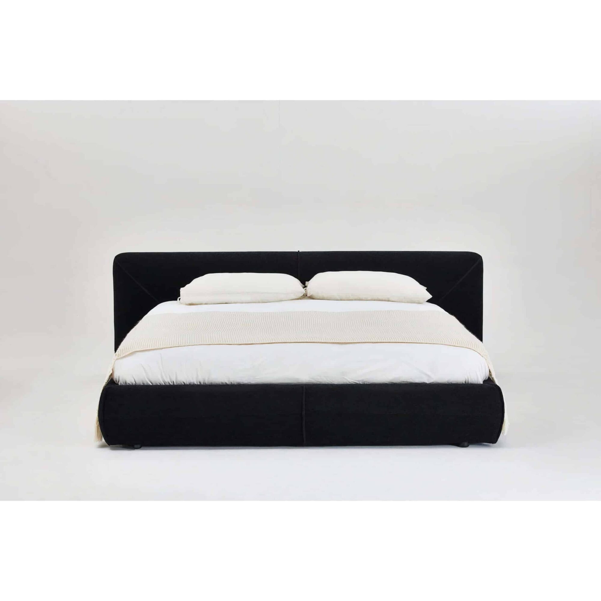 Hb1f650aa575a49bdaa06f93f17029d6f2_LE_auto_x2_ca25ca2d-da87-479b-b78e-c1262b748db3.jpg Black linen Reo