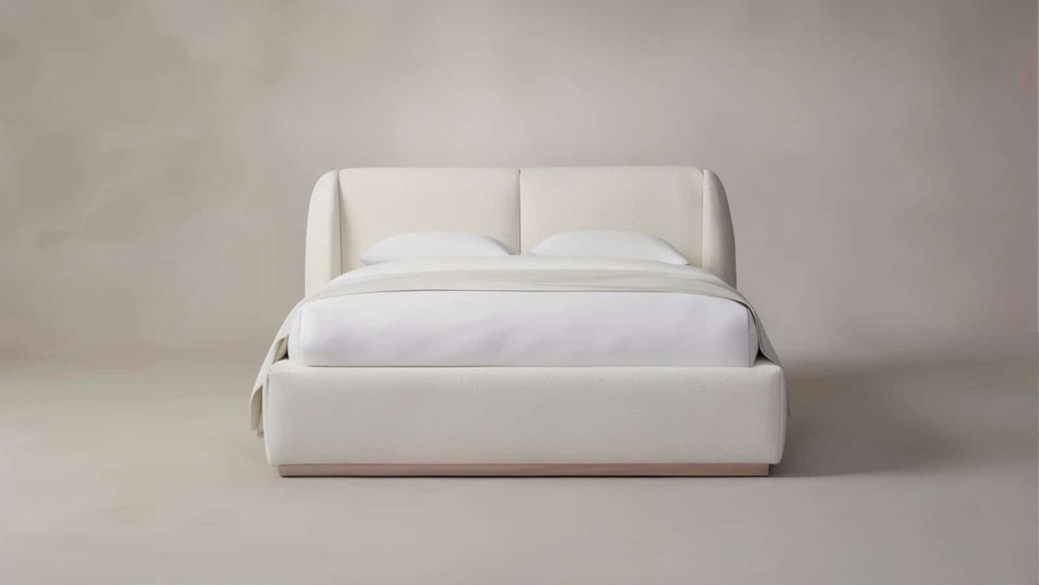 Hdca0db91b3fe41a2a4528e9de6c71fe4g_LE_upscale_balanced_x2_d18dda6d-700d-478a-a70a-bda33c9d71c6.jpg Sofia Bed with luxurious