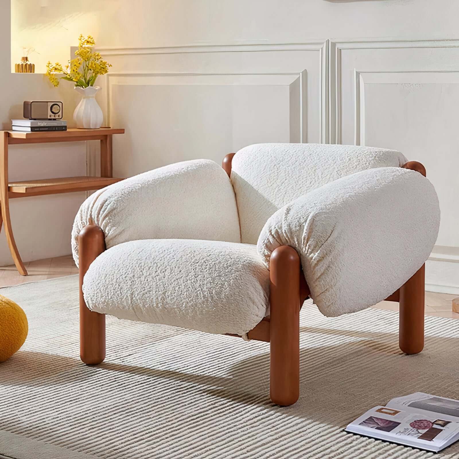 Hf2c1677237cf416da53ee2b9f5b076d1i_LE_auto_x2_6b1473b7-3419-46e2-97e8-bd7302b6a28d.jpg Gianna Armchair with