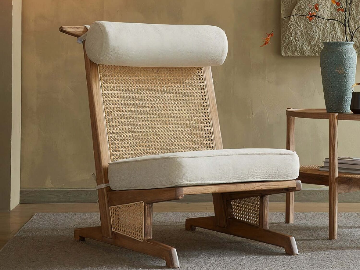 Sd1d00e69acbd44718e205a0c0e8aa2b2v_auto_x2_f929c056-ddfd-47ed-a7c6-f02b9d2f9740.jpg Marta Chair, a