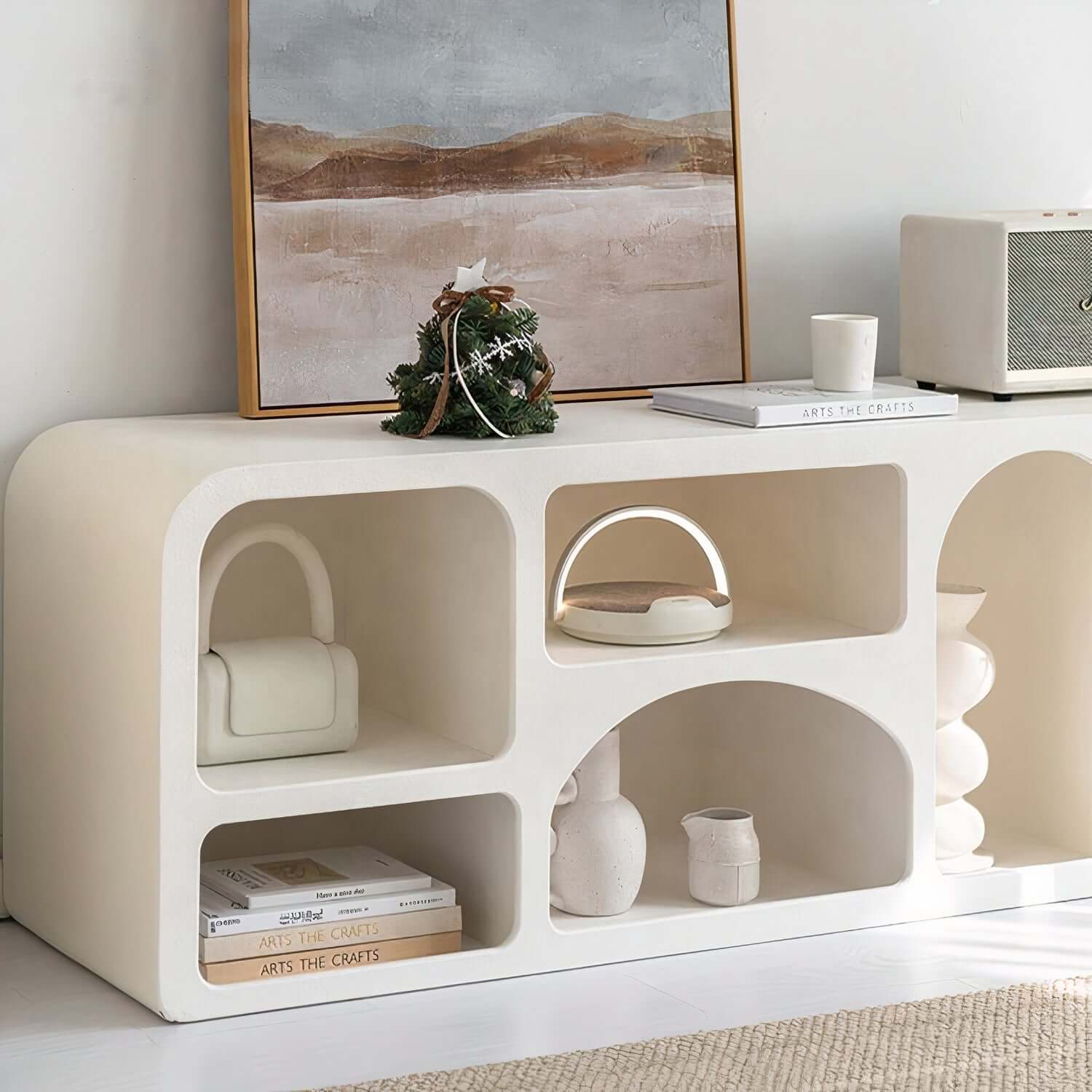 Eliza cabinet with six