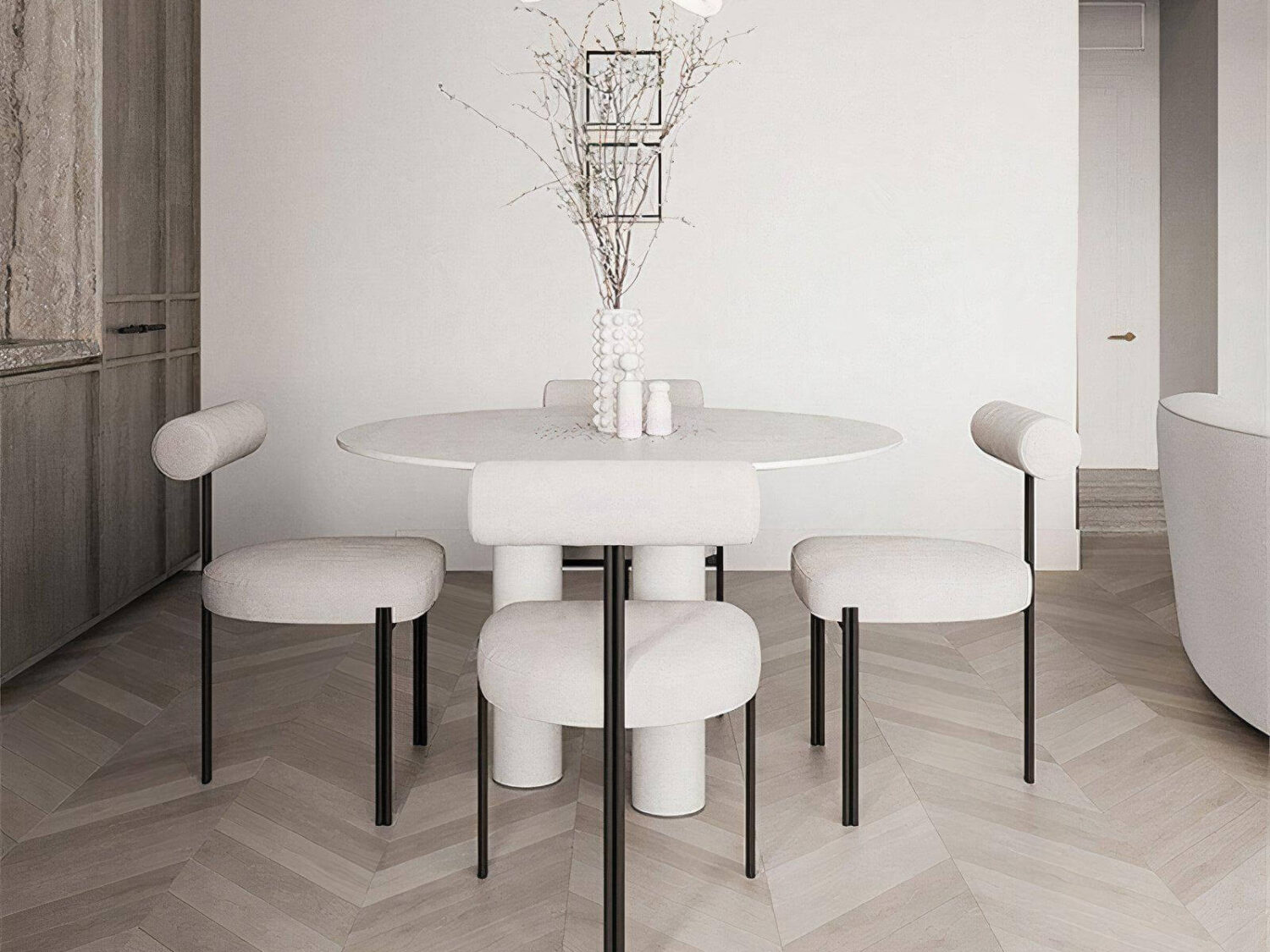 Kamari dining chair with