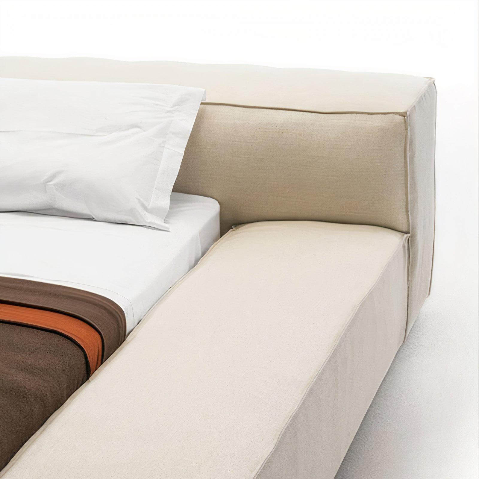 products-product-image-1857440994copy_auto_x2_a4311685-a654-4eea-a13e-0703da0bab63.jpg Berkley Bed with