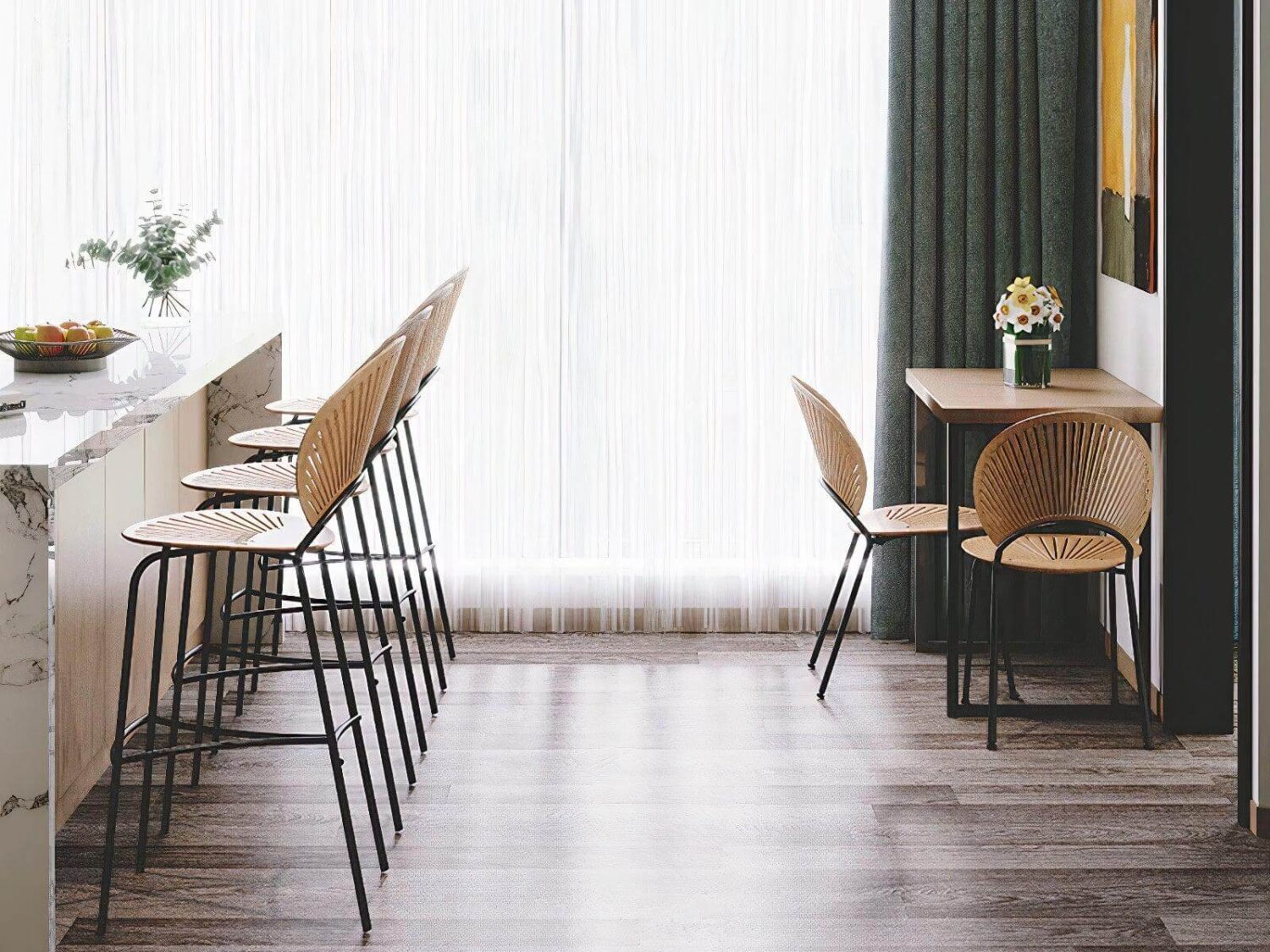 Light wood Danna bar