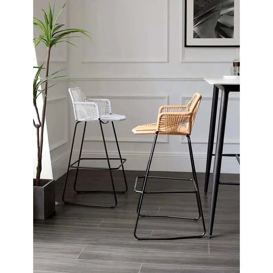 products-product-image-1913027906_auto_x2_0cdb0f8f-5e3e-4f30-b29e-a8d2a48eb6f2.jpg Amanda bar