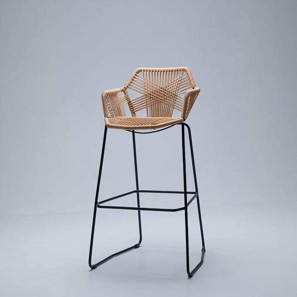 products-product-image-1913027915_auto_x2_8cee27c4-5360-4b66-9edd-9f1dadd6d932.jpg Amanda barstool with rattan