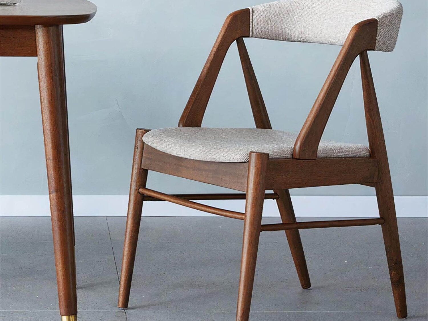 products-product-image-1967109375_800x800_auto_x2_1f65ce5a-57ae-40e8-a69b-d044c7c79d5f.jpg Katalina chair