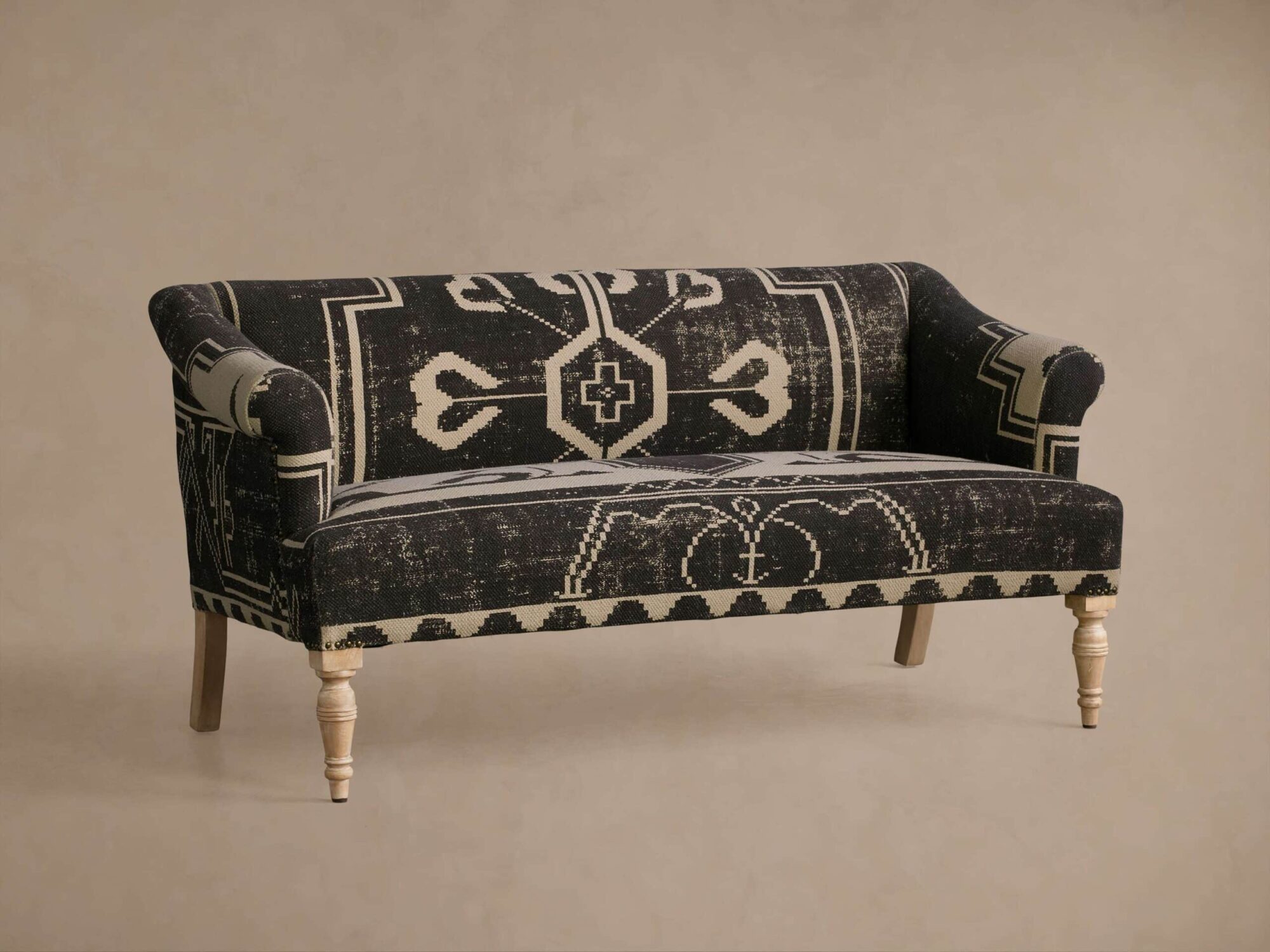 107369SETUAE_QE251202 107369SETUAE QE251202