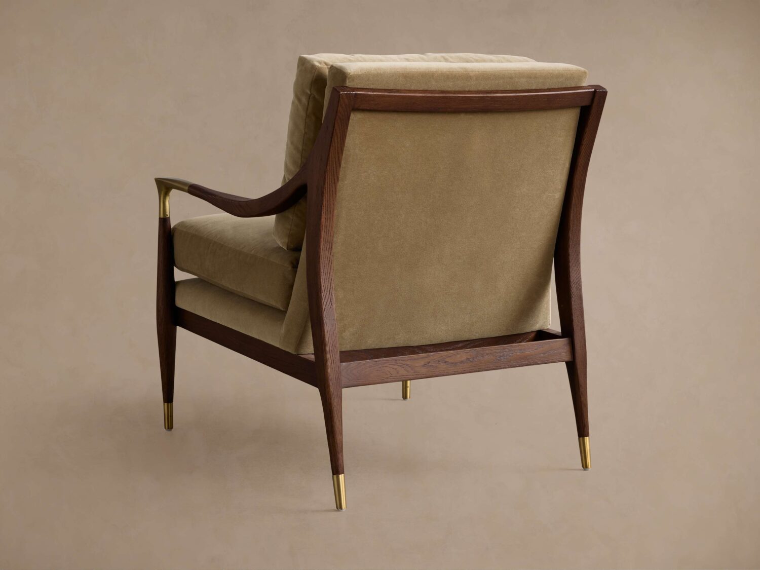 10ARHCHRBT_G251202-1 10ARHCHRBT G251202 1