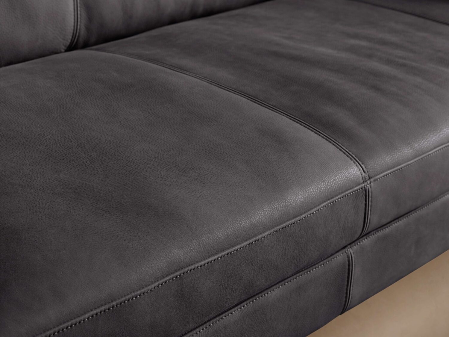 20SPDVLXLG_OB250902_10-1 20SPDVLXLG OB250902 10 1