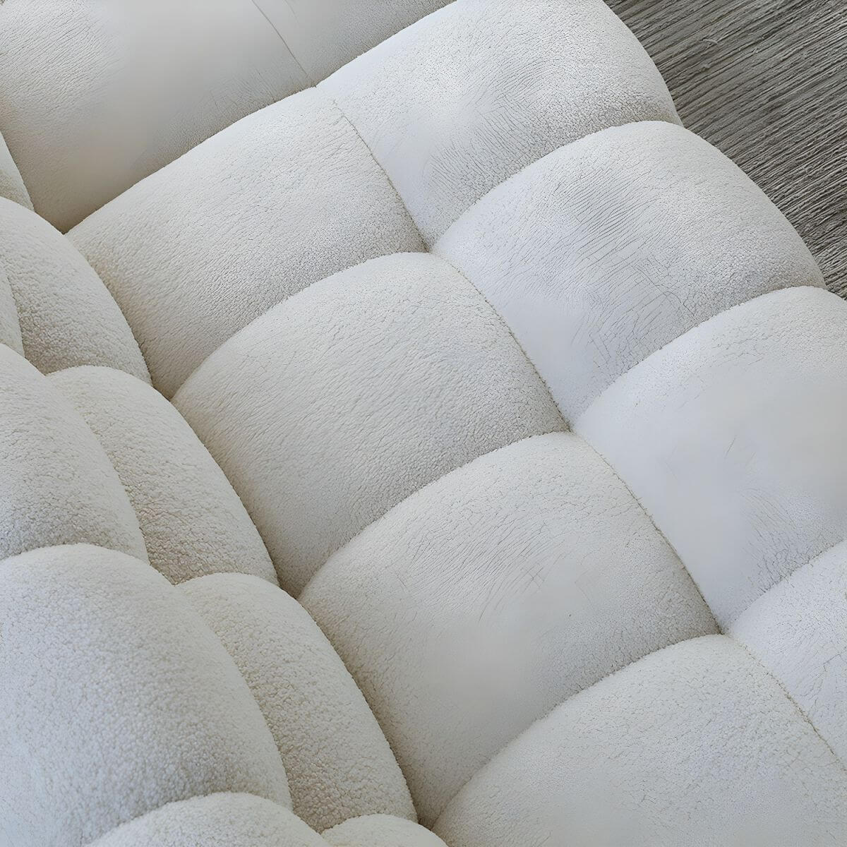 231e790c8ef5982993a05d1816c9afcd.jpg White tuxedo arm sofa