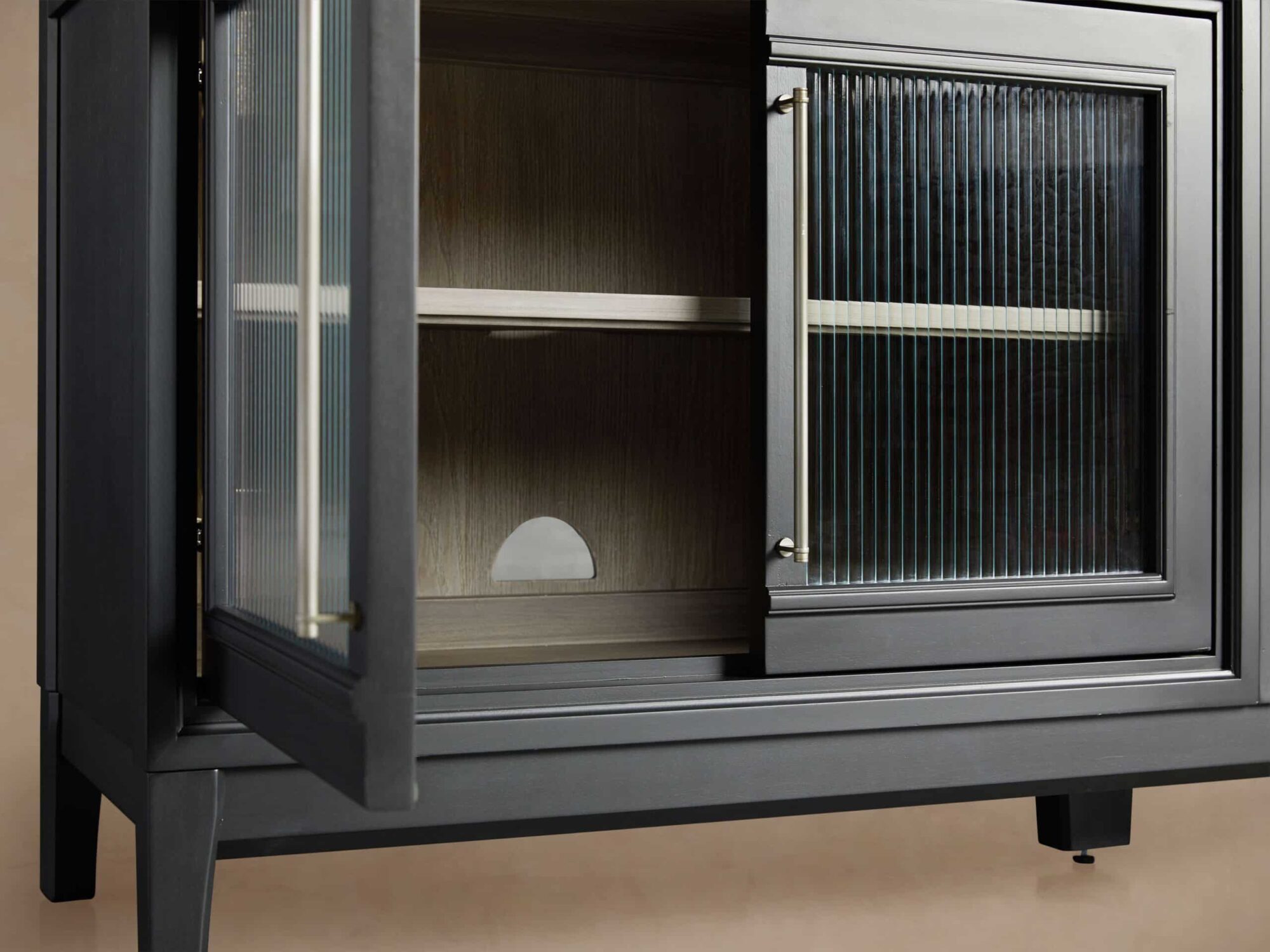 40ROWBLKMDCB_DT250710 40ROWBLKMDCB DT250710