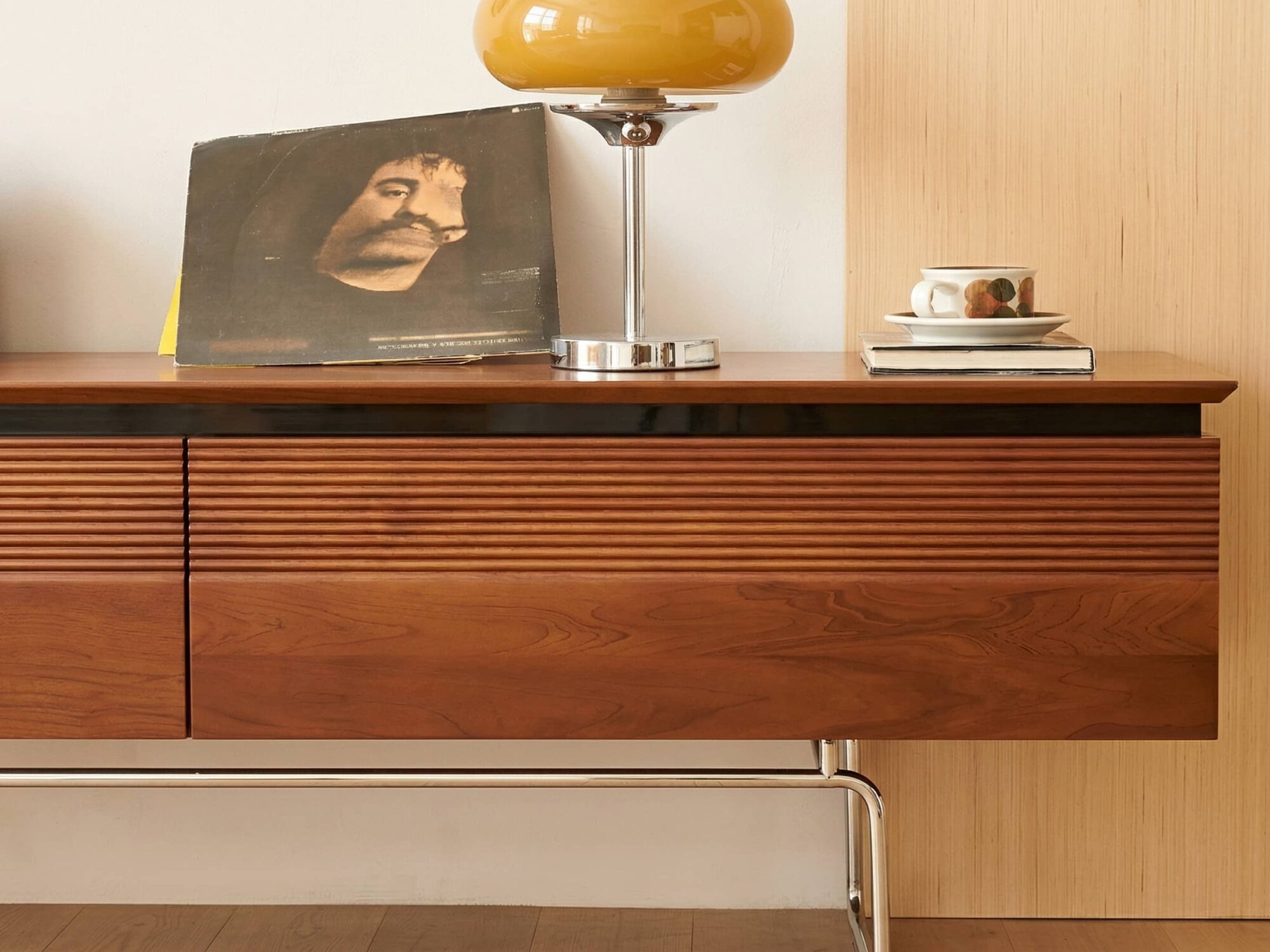 Retro Rectangular Cherry Wood Living Room TV Stand Brown - resized - 相册图 #6 Retro Rectangular Cherry Wood Living Room TV Stand Brown 相册图 #6 resized