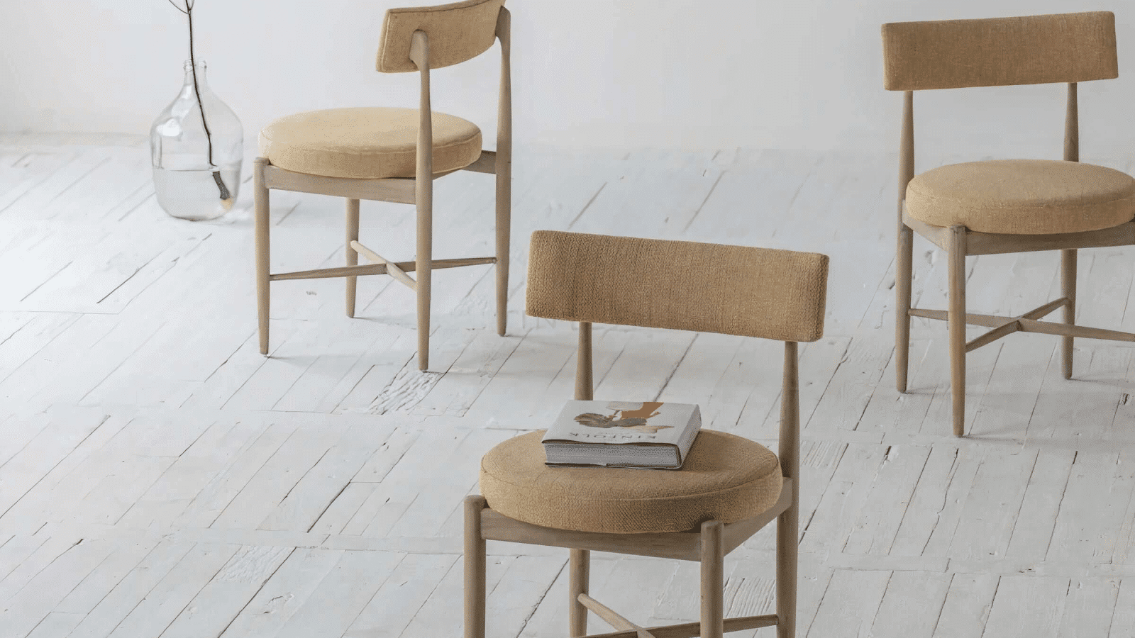The Koda Linen Dining Chair