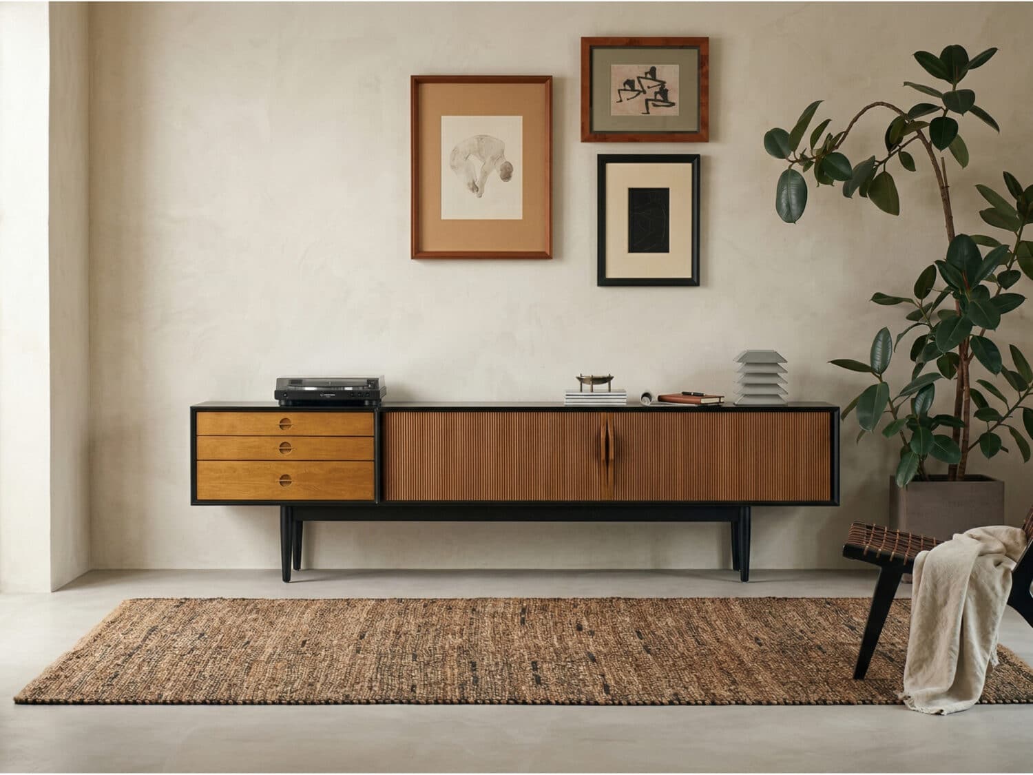 The Retro Walnut TV Stand 商品主图 scene