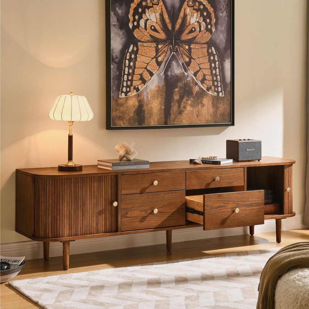 Tristan Ash Media Console